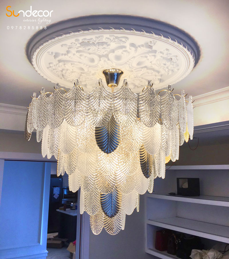 Đ&egrave;n-pha-l&ecirc;-cao-cấp